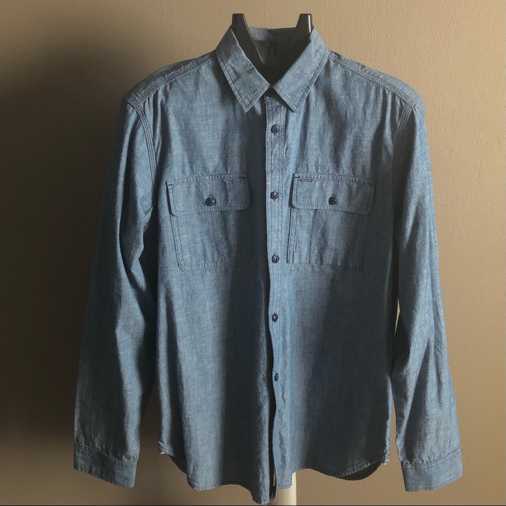 GAP MENS SHIRT